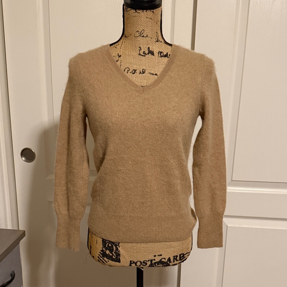 Lightweight Cashmere Camel V-Neck Women's Sweater
